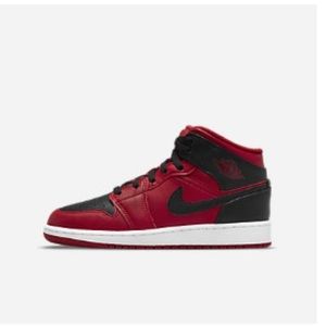 Jordan 1 mid GS